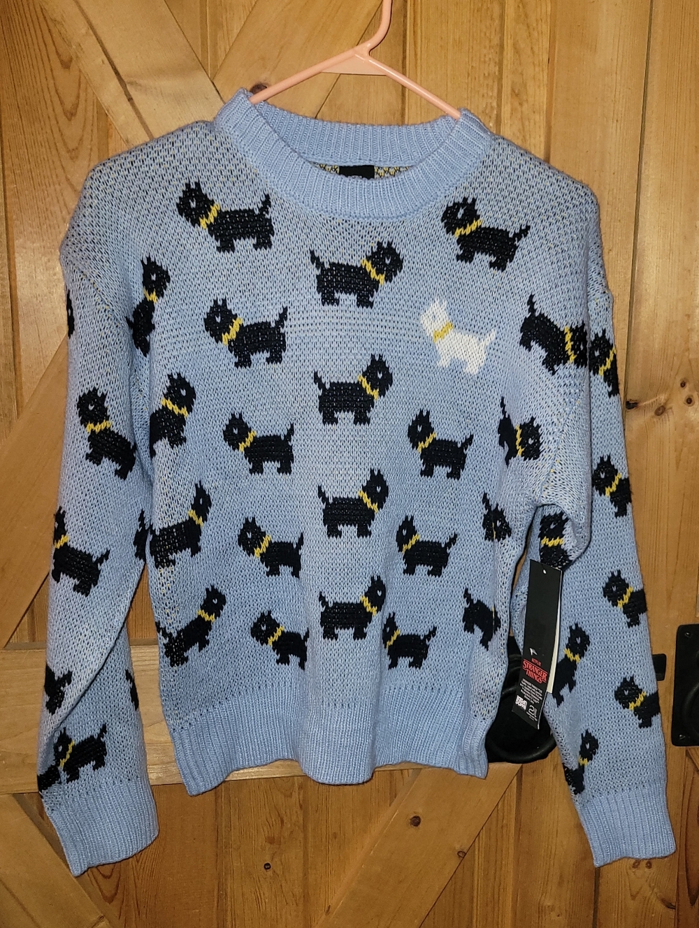Netflix Stranger Things No Boundaries Scotty Dog Sweater Xs